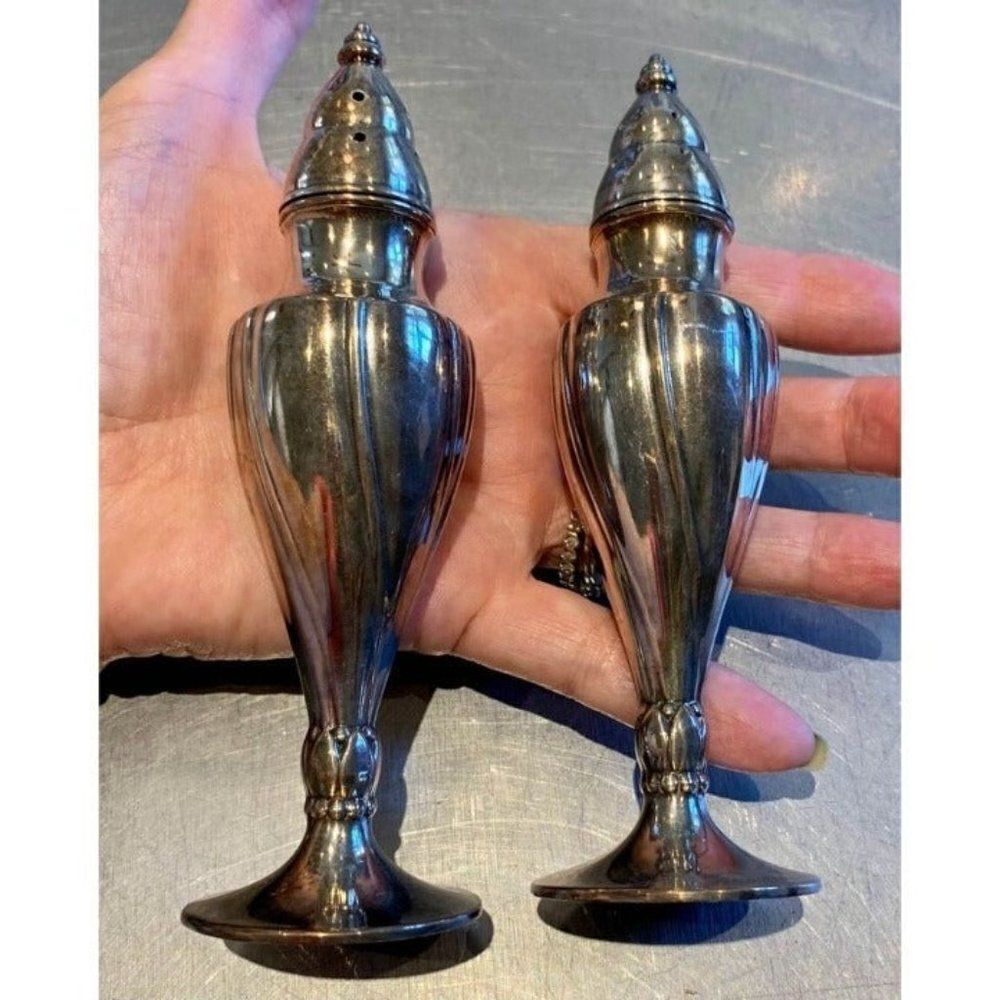 Antique/vintage Wm Rogers salt/ pepper - Picture 2 of 3